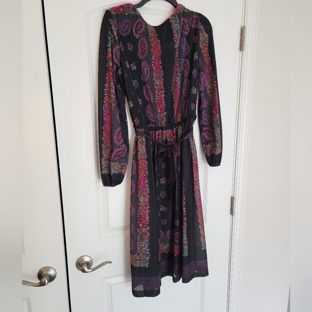 💥 JENNIFER GEE Vintage 70s Secretary Dress - cottage core - floral - semi sheer